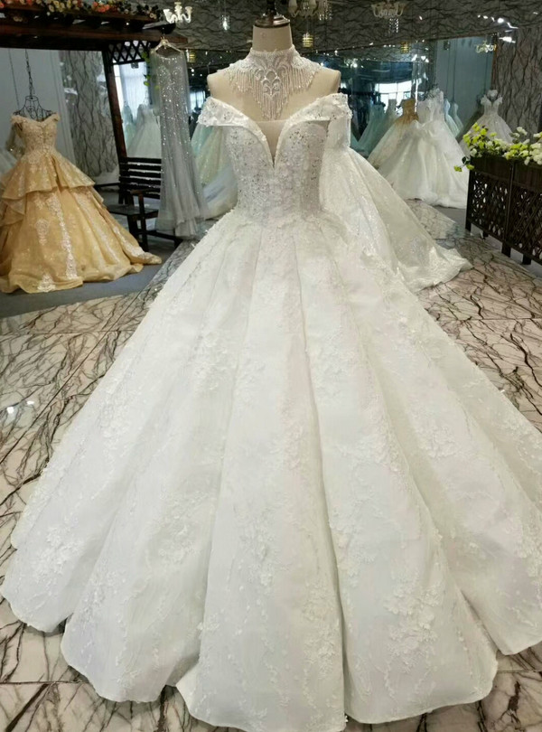 White Ball Gown Lace Appliques Off The Shoulder Floor Length Wedding Dress
