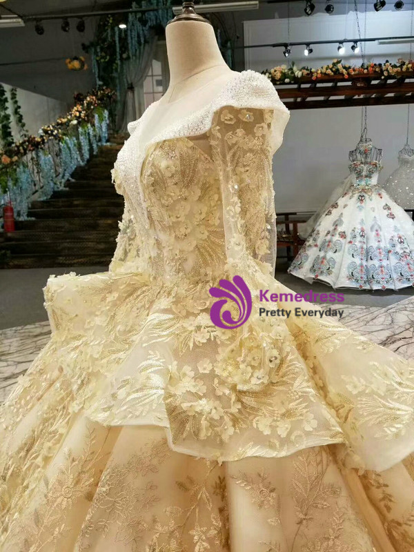 Adorable Champagne Ball Gown Tulle Lace Appliques Bateau Long Sleeve Beaidng Wedding Dress