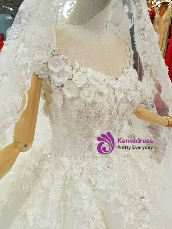 Ball Gown Tulle Appliques Bateau Cap Sleeve Wedding Dress With Beading