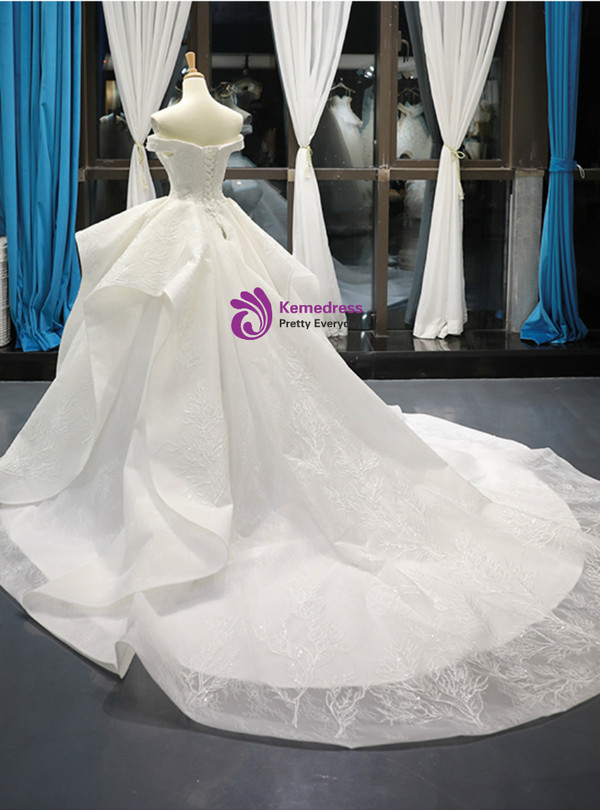 White Ball Gown Lace Off the Shoulder Appliques Princess Wedding Dress With Train