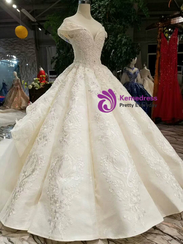 Shop 2019 Long & Short Champagne Ball Gown Tulle Appliques Bateau Cap Sleeve Wedding Dress With Factory Price From Kemedress