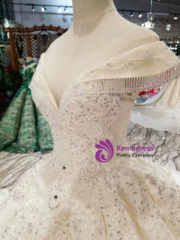 Shop 2019 Long & Short Champagne Ball Gown Tulle Appliques Bateau Cap Sleeve Wedding Dress With Factory Price From Kemedress