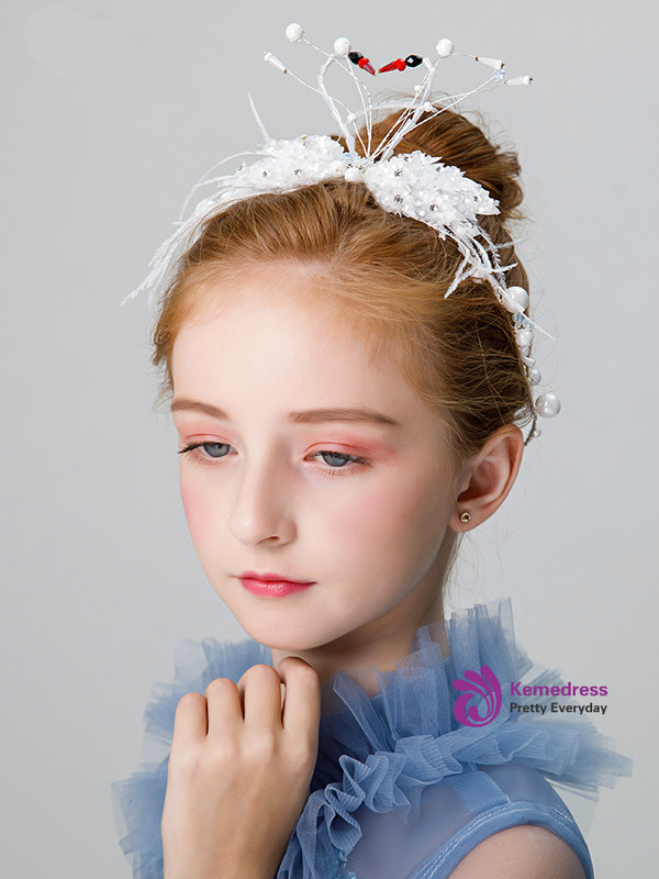 Shop 2019 Long & Short Princess White Beading Crown Performs Flower Girl  With Factory Price From Kemedress