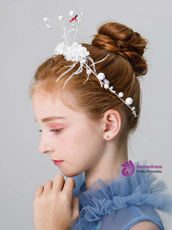 Shop 2019 Long & Short Princess White Beading Crown Performs Flower Girl  With Factory Price From Kemedress
