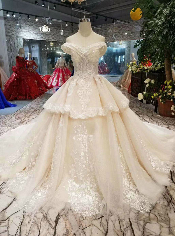 Shop 2019 Long & Short Champagne Tulle Appliques Off The Shoulder Beading Wedding Dress With Train With Factory Price From Kemedress