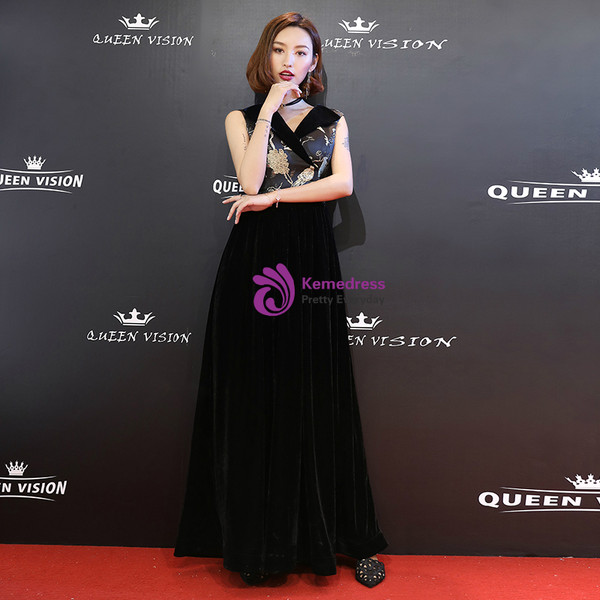 Shop 2019 Long & Short In Stock:Ship in 48 Hours A-Line V-neck Embroidery Prom Dress With Factory Price From Kemedress