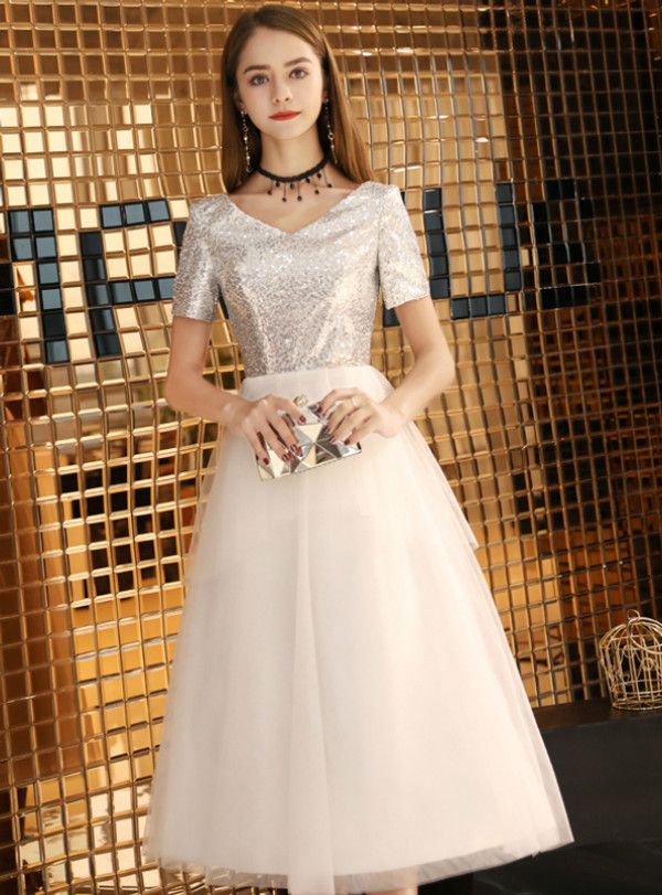 Shop 2019 Long & Short In Stock:Ship in 48 Hours White Tulle Sequins V-neck Tea Length Prom Dress With Factory Price From Kemedress