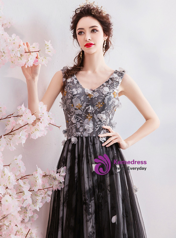 Shop 2019 Long & Short In Stock:Ship in 48 Hours Black Tulle V-neck Appliques Prom Dress With Factory Price From Kemedress