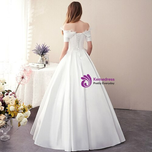 Fashion White Ball Gown Satin Off the Shoulder Short Sleeve Wedding Dress