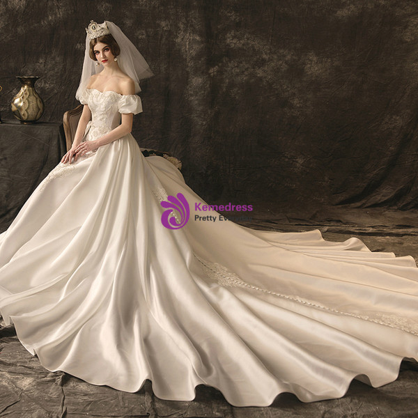 Elegant A-Line White Off the Shoulder Appliques Wedding Dress With Train