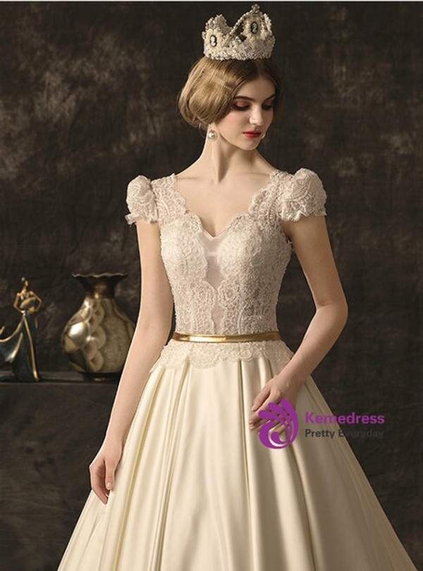 Fashionable Ivory White Ball Gown Satin Lace V-neck Cap Sleeve Wedding Dress
