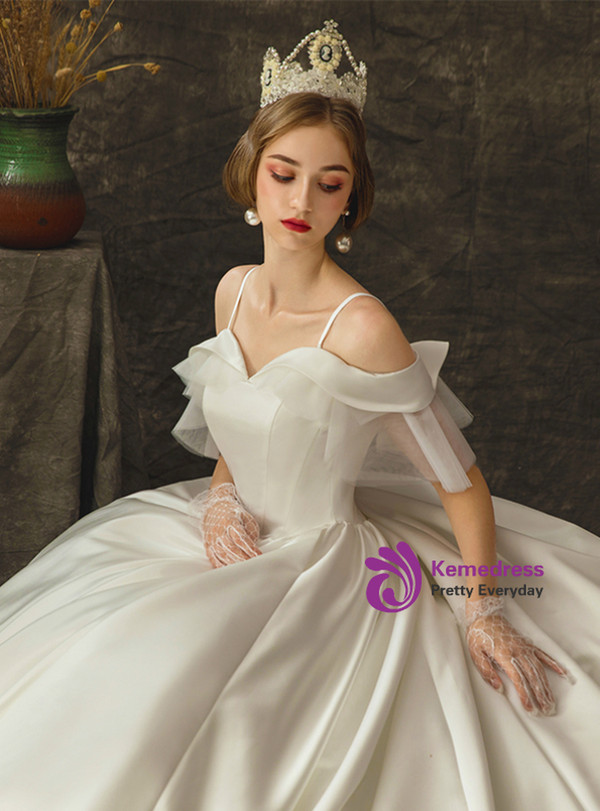 Romantic White Straps Satin Sleeveless Backless Wedding Dress With Train