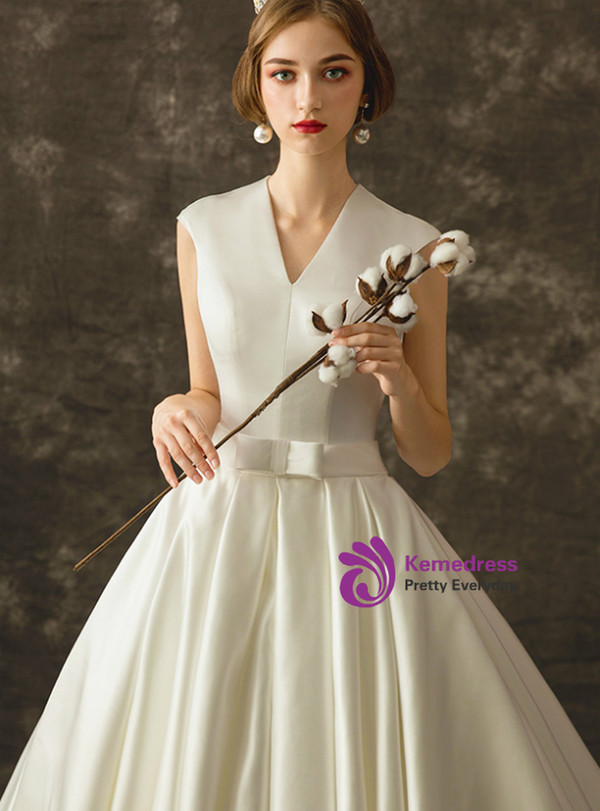 Fairy Tale White Ball Gown Satin V-neck Sleeveless Wedding Dress With Train
