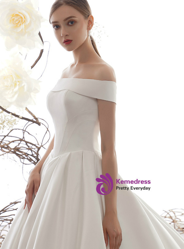 Elegant White Ball Gown Satin Off the Shoulder Wedding Dress With Train