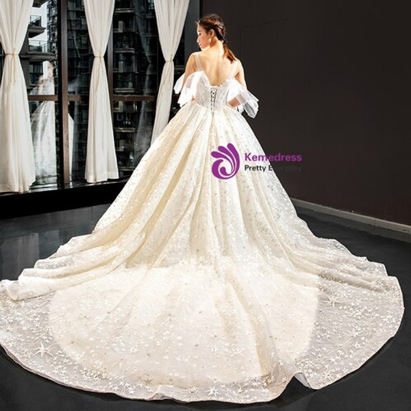 White Ball Gown Tulle Star Embrodiery Lace Backless Luxury Wedding Dress