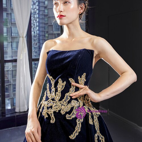 Navy Blue Velvet Strapless Backless Appliques Beading Prom Dress With Long Train