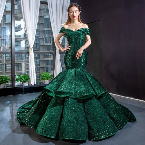 Glamorous Green Mermaid Sequins Off the Shoulder Luxury Prom Dress With Train