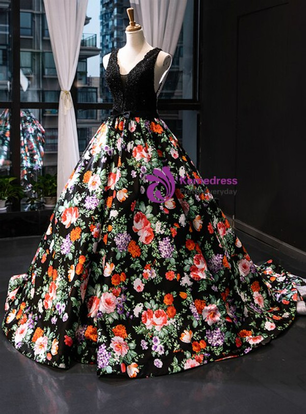 Impressive Black Ball Gown Satin Lace Print V-neck Prom Dress With Beading
