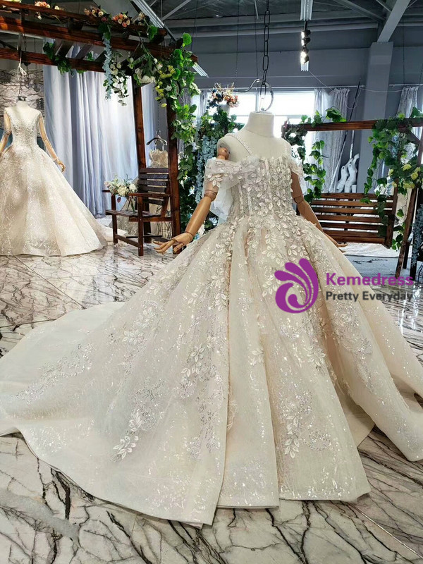 Fashion Champagne Tulle Appliques Spaghetti Straps Appliques Sequins Flower Girl Dress With Train