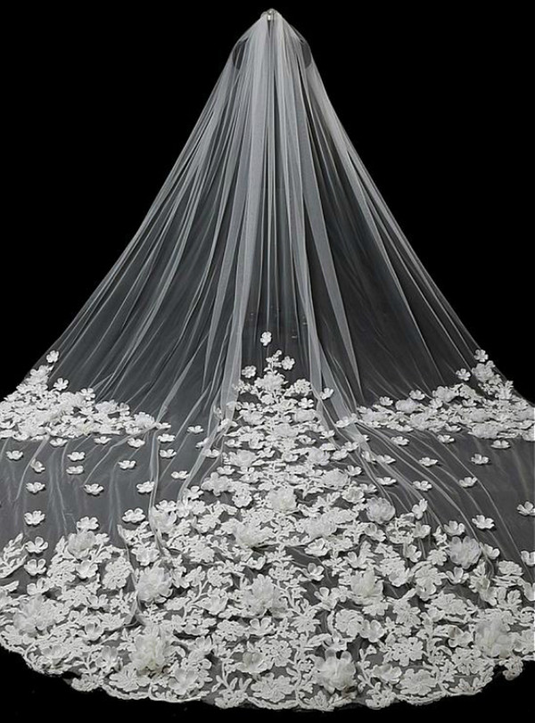 In Stock:Ship in 48 Hours White Tulle Wedding Veil With Lace Handmade Flowers