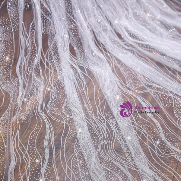 In Stock:Ship in 48 Hours Sparkling Stars Luxury Long Tail Head Yarn Wedding Veil
