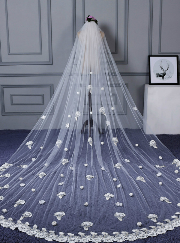 In Stock:Ship in 48 Hours White Long Trailing White Tulle Flower Wedding Veils