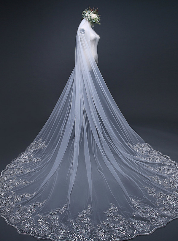 In Stock:Ship in 48 Hours White Tulle Appliques Long Brides Wedding Veil 