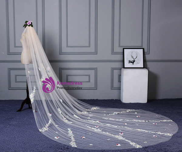 In Stock:Ship in 48 Hours Fashion Champagne Tulle Flower Wedding Veil