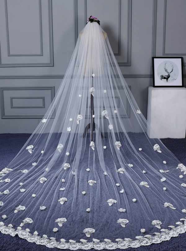 In Stock:Ship in 48 Hours White Tulle Flower Long Wedding Veil