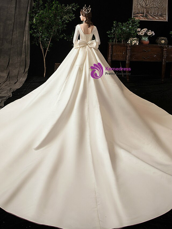 Ivory Ball Gown Satin V-neck Half Sleeve Bow Wedding Dress With Long Train
