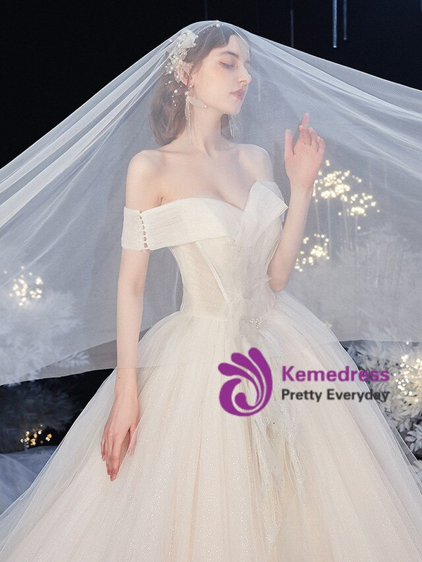 Off The Shoulder Appliques Tulle White Pleats Wedding Dress