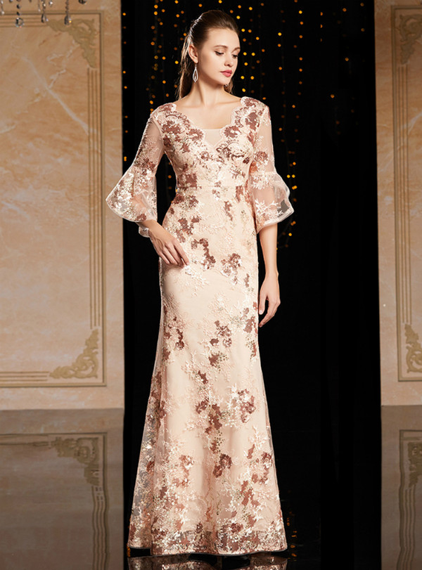Beautiful Champagne V-neck Sequins Appliques Horn Sleeve Mother Of The Bride Dress