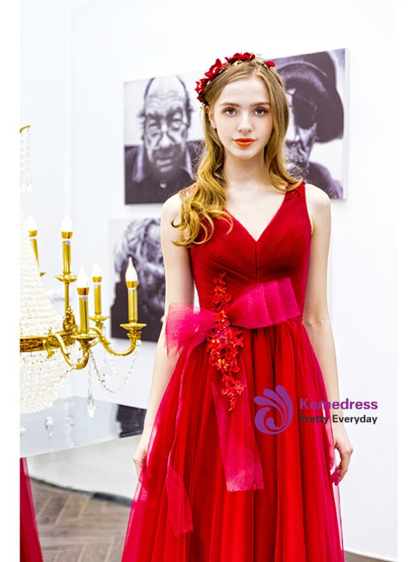 Exciting  In Stock:Ship in 48 Hours Red Tulle V-neck Pleats Lace Appliques Prom Dress