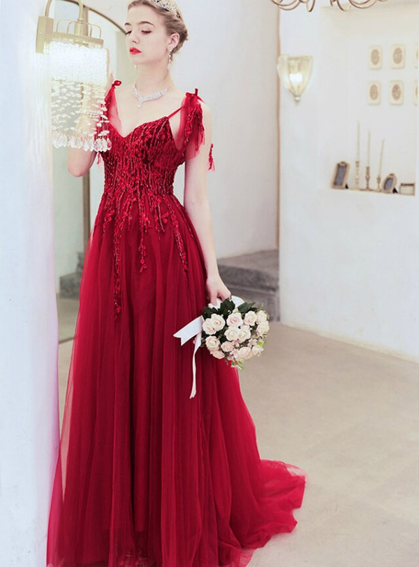 Casual In Stock:Ship in 48 Hours Burgundy Tulle Spagehtti Straps Appliques Beading Prom Dress