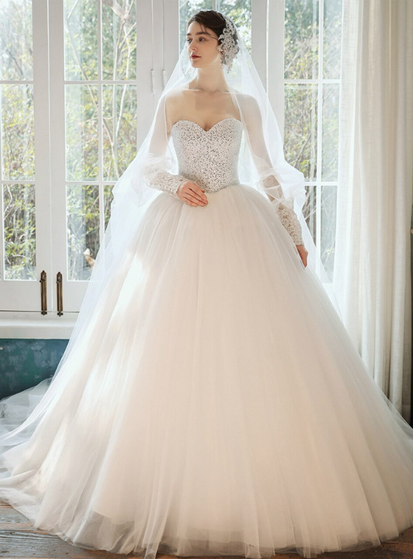 Winsome Tulle Sweetheart Beading Sequins Sleeveless Wedding Dress