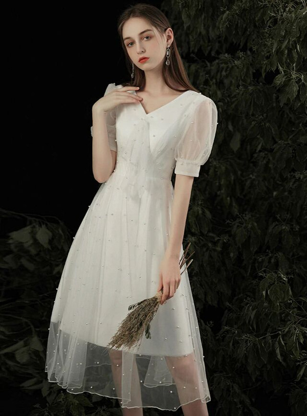 Fancy White V-neck Short Sleeve V-neck Pearls Short Beach Wedding Dress
