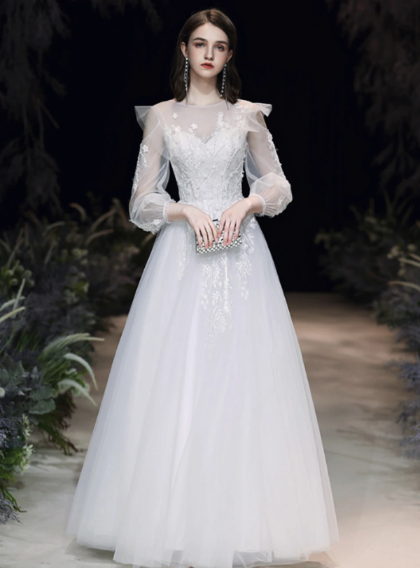 Dazzling White Tulle Long Sleeve Appliques Brides Wedding Dress