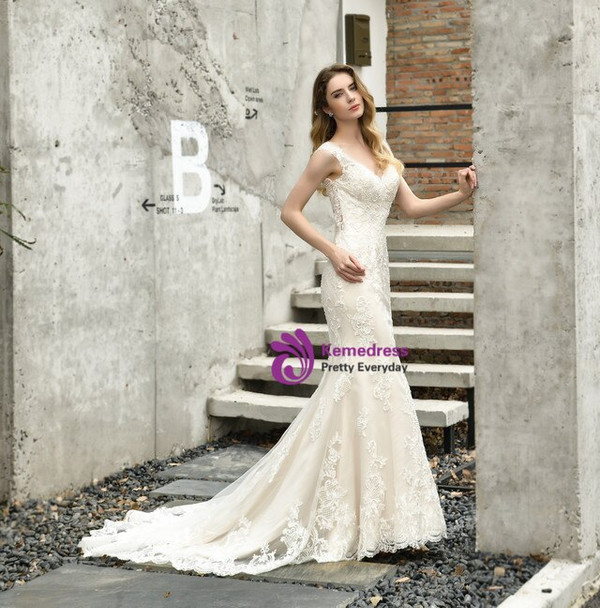 Flattering Champagne Mermaid Tulle Lace Appliques V-neck Backless Wedding Dress