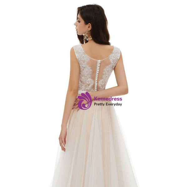 Simple Tulle Scoop Neck Lace Appliques Beading Formal Wedding Dress