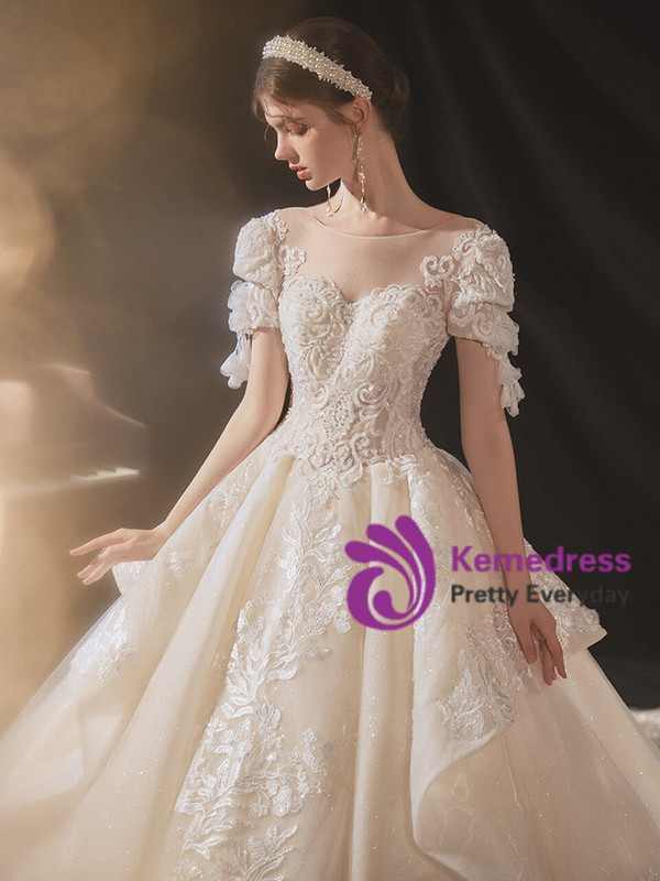 Fabulous Tulle Appliques Short Sleeve Beading Wedding Dress