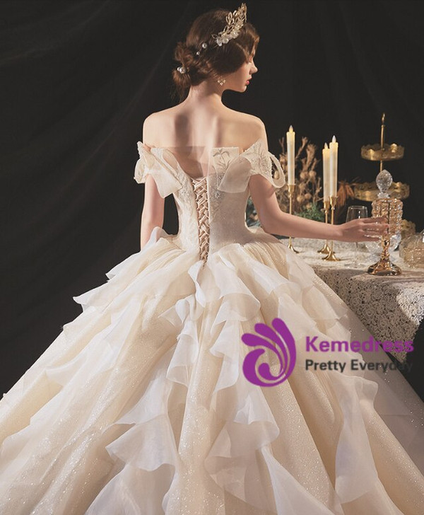 Flattering Champagne Tulle Off the Shoulder Beading Sleevless Wedding Dress