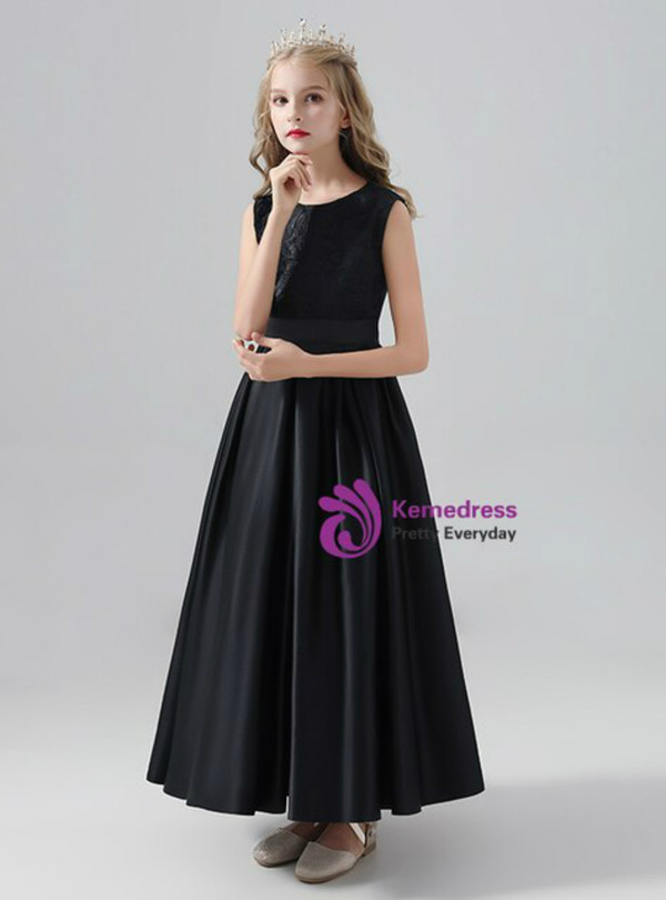 Alluring Black Satin Sleeveless Flower Girl Dress
