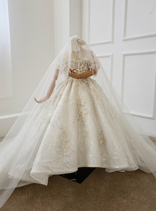 White Sequins Appliques Beading Spaghetti Straps Flower Girl Dress