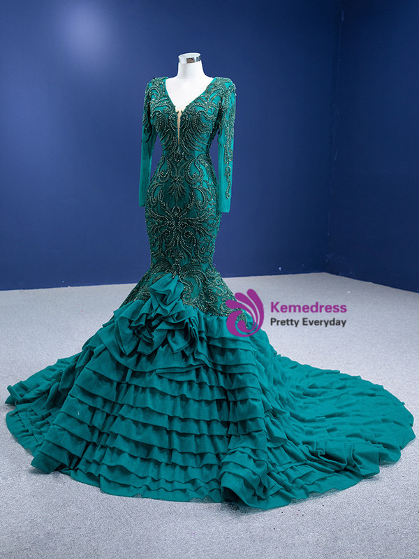 Green Mermaid V-neck Long Sleeve Beading Prom Dress