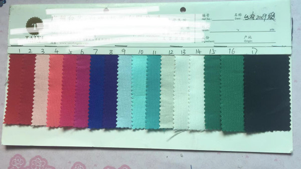 Purple V-neck Satin Pleats Prom Dress