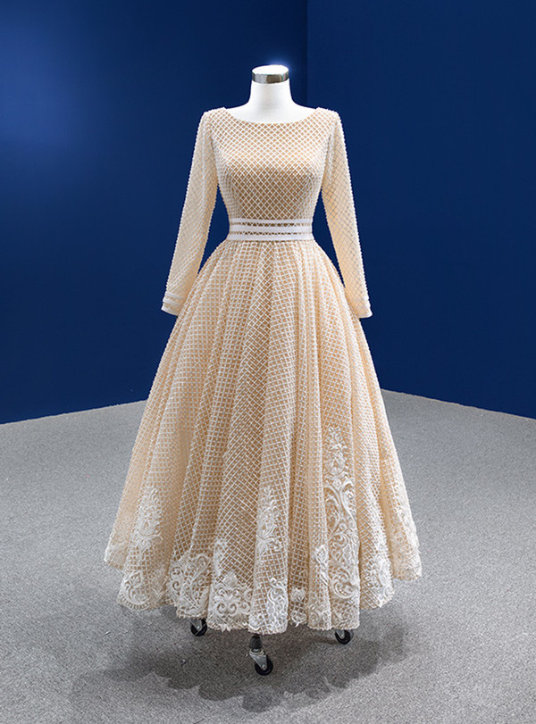 Champagne Tulle Long Sleeve Appliques Prom Dress