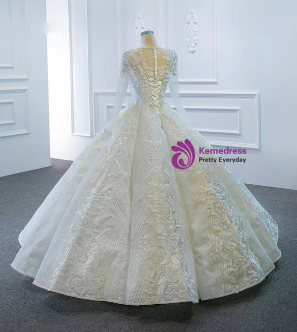Advanced White Lace Appliques Long Sleeve Beading Wedding Dress