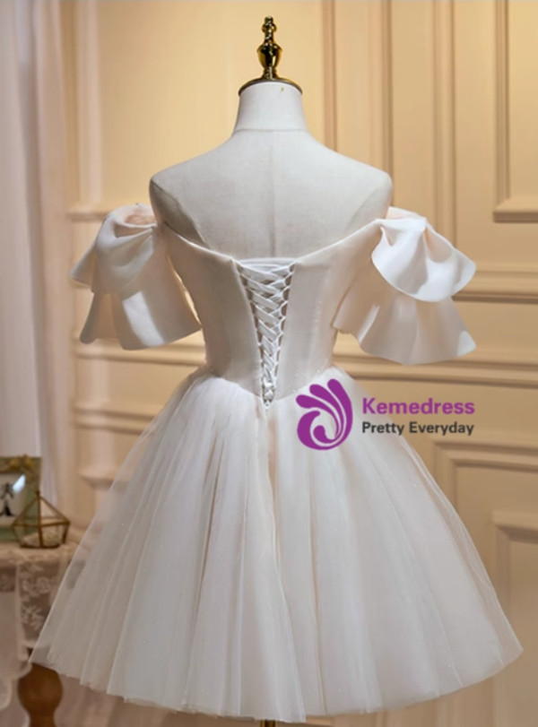 Ivory Tulle Sequins Appliques Homecoming Dress