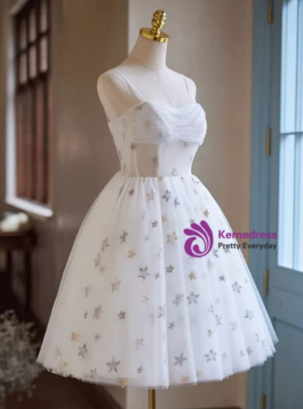 Sexy White Tulle Spaghetti Straps Pearls Homecoming Dress