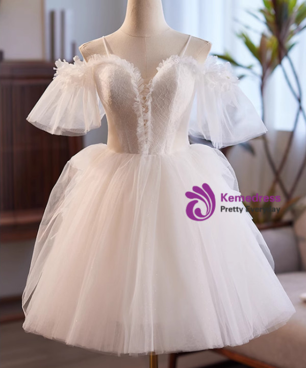 White Tulle Lace Spaghetti Straps Wedding Dress